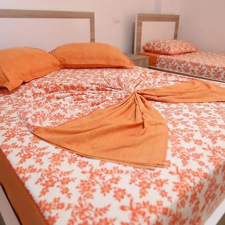 Jaho Hotel *