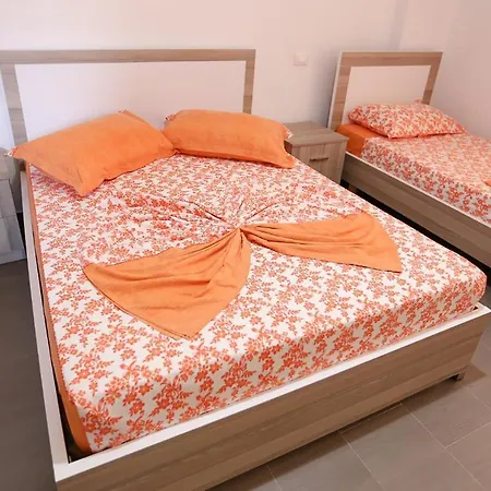 Jaho Hotel *