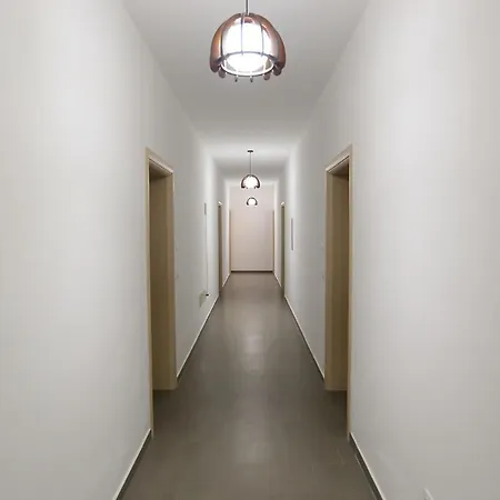 Jaho Otel *