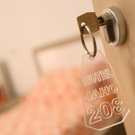 Jaho Hotel *