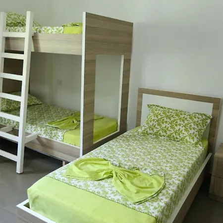 Jaho Otel *